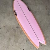 5'4" Tryst