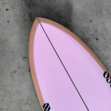 5'4" Tryst